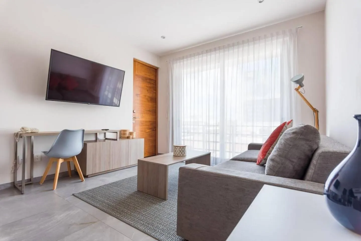 Luxury Condo, 1Br 1Ba, 200Mb, Gym Sauna Cinema Playa del Carmen México