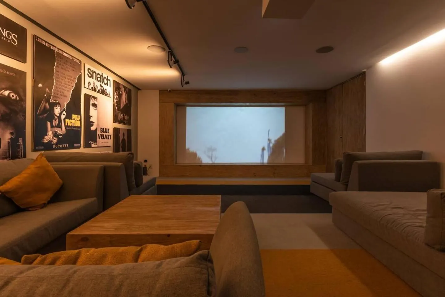 Luxury Condo, 1Br 1Ba, 200Mb, Gym Sauna Cinema Playa del Carmen Apartment