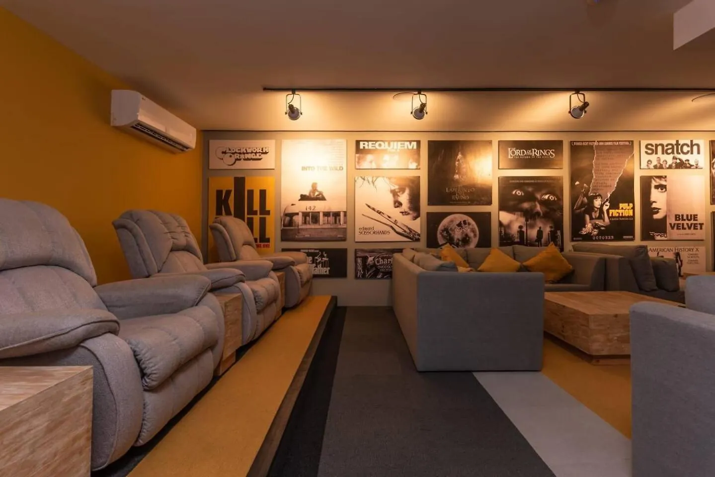 Luxury Condo, 1Br 1Ba, 200Mb, Gym Sauna Cinema Playa del Carmen